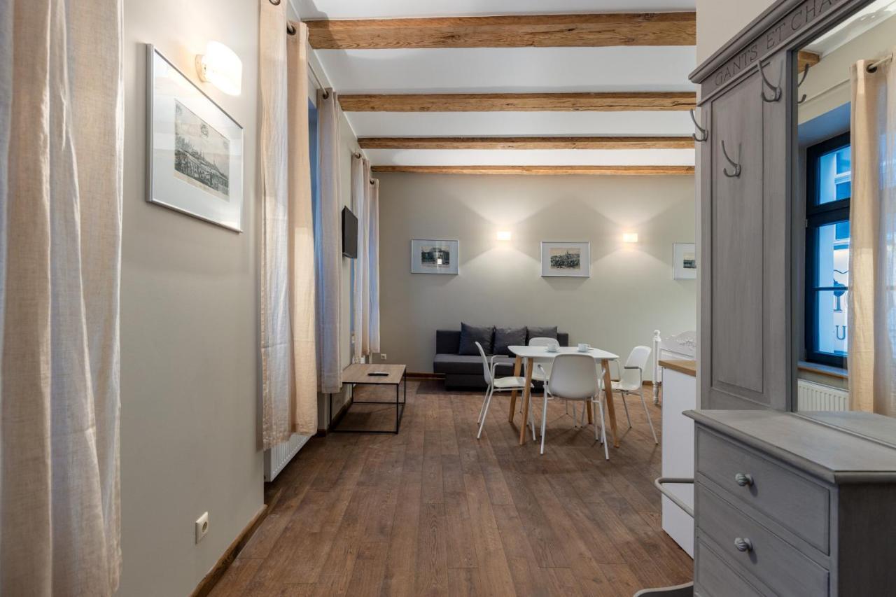 Enjoy Old Town Vibes In 1716 Laipu Residence With 4 Stylish Apartments And 1 Penthouse Riga Bagian luar foto