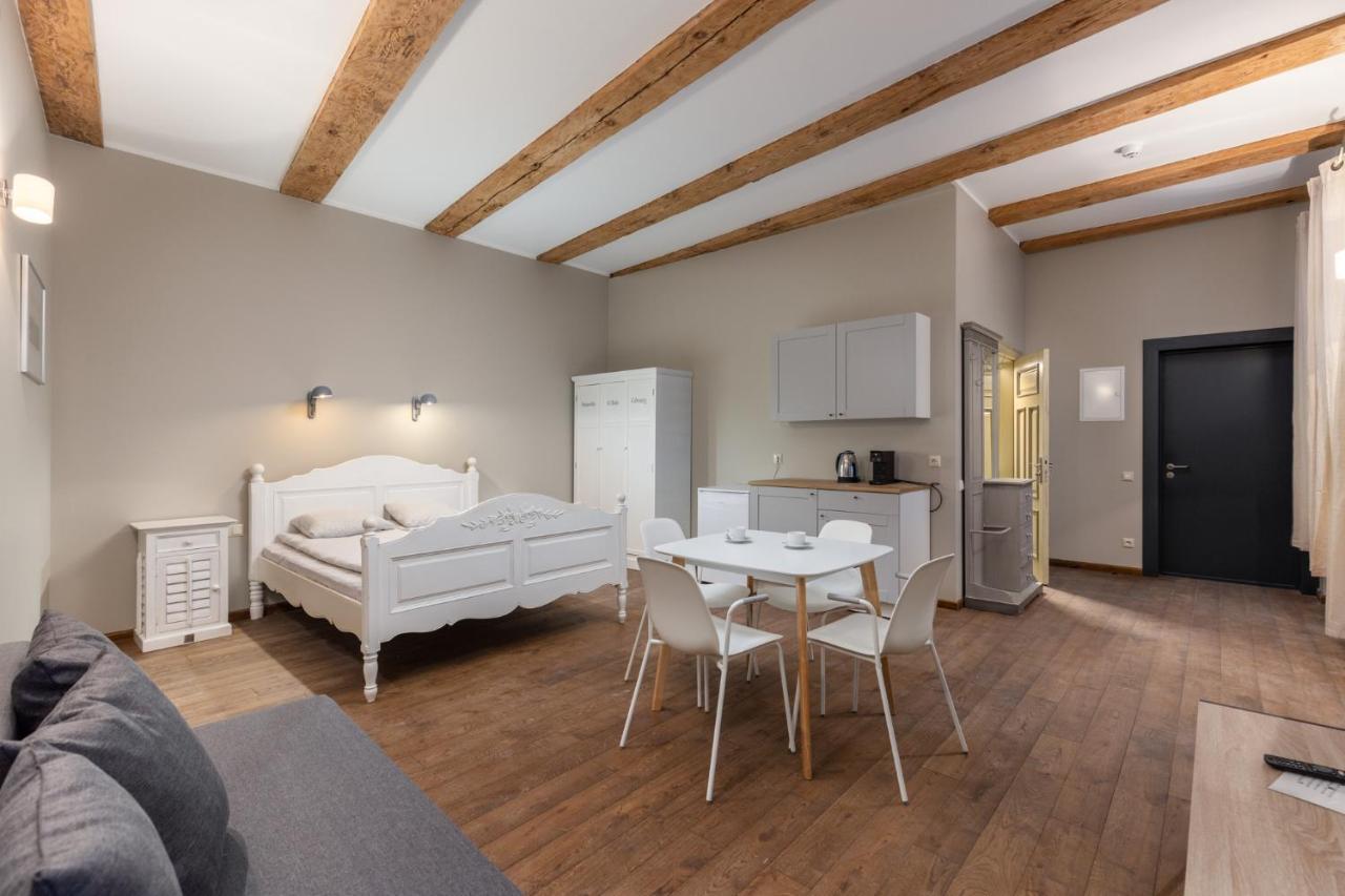 Enjoy Old Town Vibes In 1716 Laipu Residence With 4 Stylish Apartments And 1 Penthouse Riga Bagian luar foto