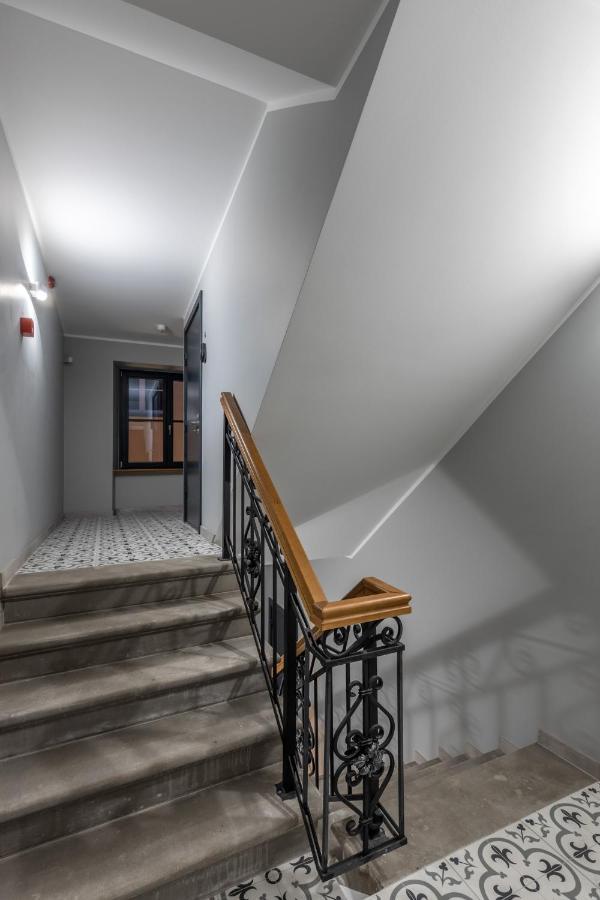 Enjoy Old Town Vibes In 1716 Laipu Residence With 4 Stylish Apartments And 1 Penthouse Riga Ruang foto