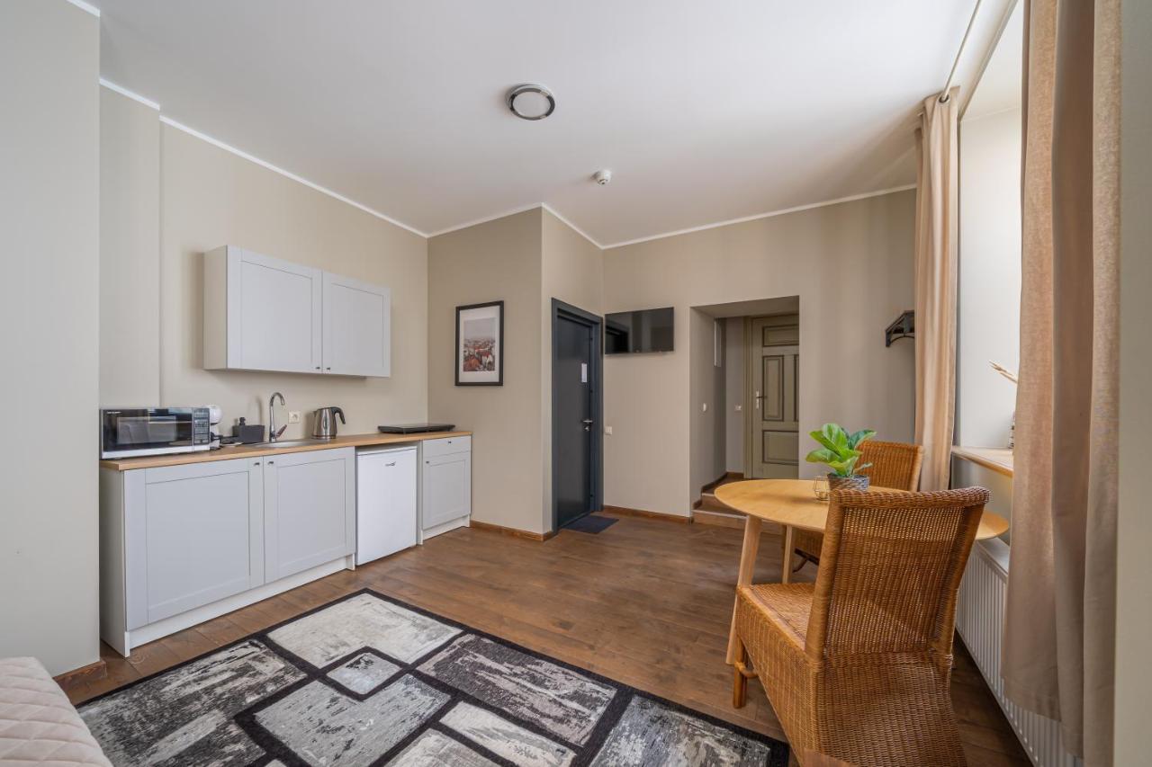 Enjoy Old Town Vibes In 1716 Laipu Residence With 4 Stylish Apartments And 1 Penthouse Riga Bagian luar foto